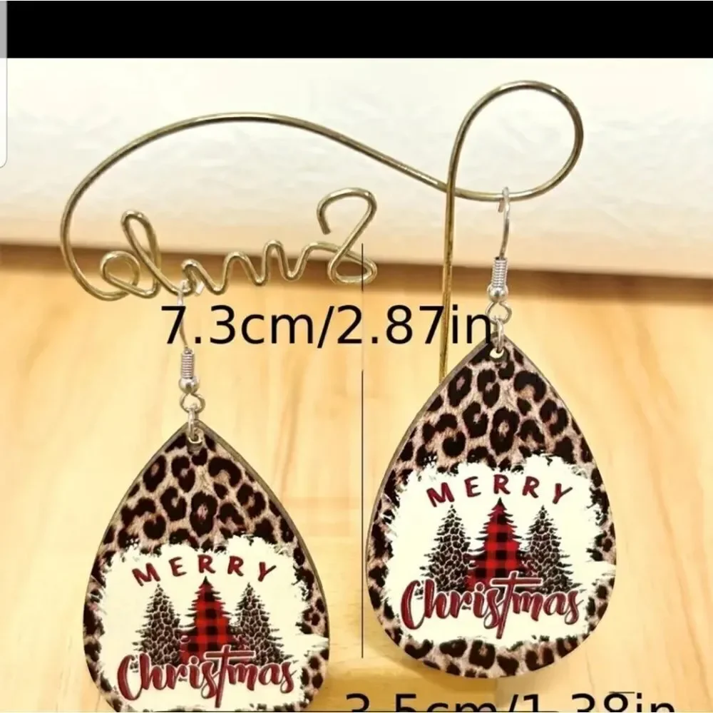 ❤️Christmas tree print Leopard pattern dangle earrings